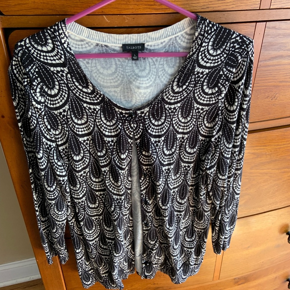 Talbots size large peacock design with black